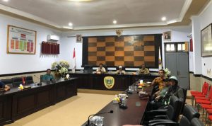 Pemerintah Kota Tidore Kepulauan melalui Tim Pengendalian Inflasi Daerah (TPID) dan instansi terkait mengikuti Rapat Koordinasi Pengendalian Inflasi Daerah yang dirangkaikan dengan Sosialisasi SEB