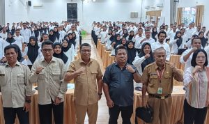 Sekretaris Daerah Kota Tidore Kepulauan H. Ismail Dukomalamo, S.Pd.MM melakukan peninjauan pelaksanaan seleksi PPPK Tahap I Kota Tidore di Hotel Jati Ternate, Senin (9122026).