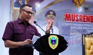 Wali Kota Tidore Kepulauan Muhammad Sinen, SE menyampaikan sambutan sekaligus membuka dengan resmi Musyawarah Perencanaan Pembangunan (Musrembang) Rencana Kerja Pemerintah Daerah (RKPD) Tahun 2027, di Aula Sultan Nuku, Kantor Wali Kota.