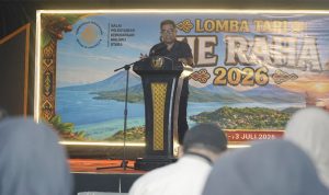Wakil Wali Kota Tidore Kepulauan Ahmad Laiman resmi membuka Lomba Tarian Tradisional Kie Raha yang digelar Sanggar Seni Rau Parada di Open Space Tidore, Sabtu (11/7/2026) malam